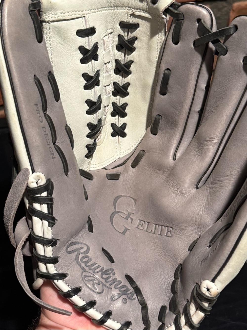 Rawlings GG Elite Series Fastpitch Gray and Cream Leather Glove - Picture 3 of 7